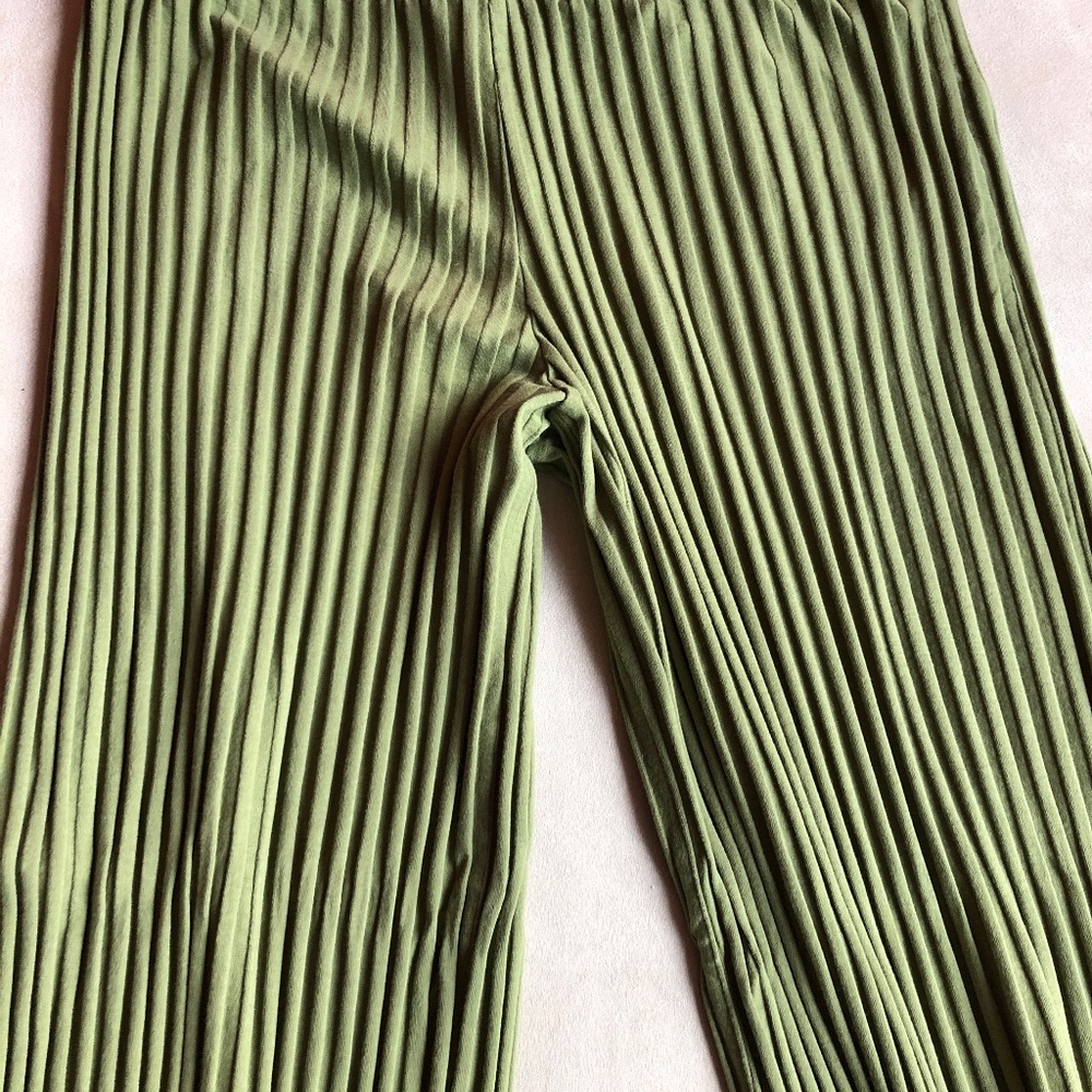 Green Casual/Comfy A New Day Women’s Pants